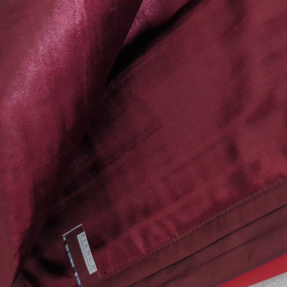 Bianca India table runner - Picture 6 of 6